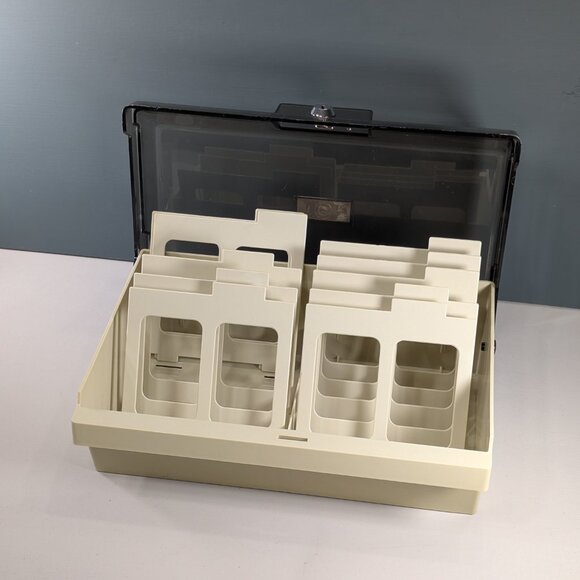 Vintage 1980s floppy disk holder - 5.25 inch disc large floppy disc storage box - Picture 3 of 13